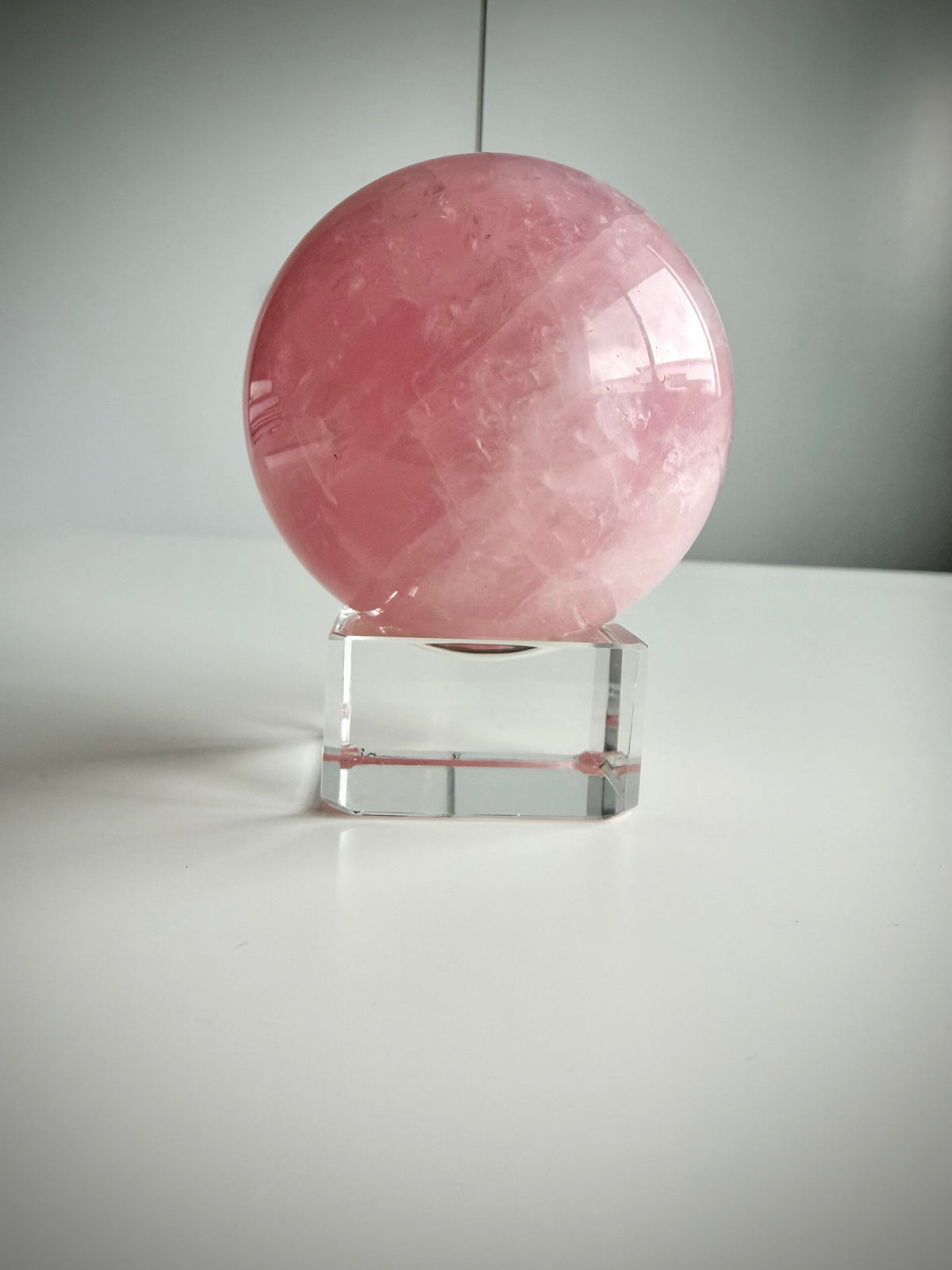 Clear Cube Sphere Holder