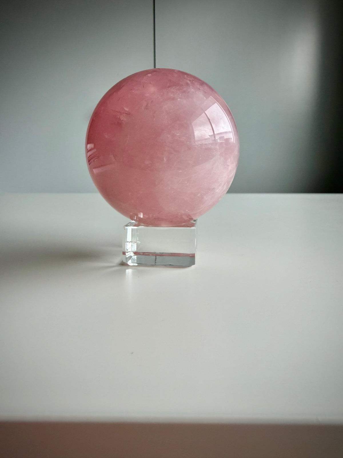 Clear Cube Sphere Holder