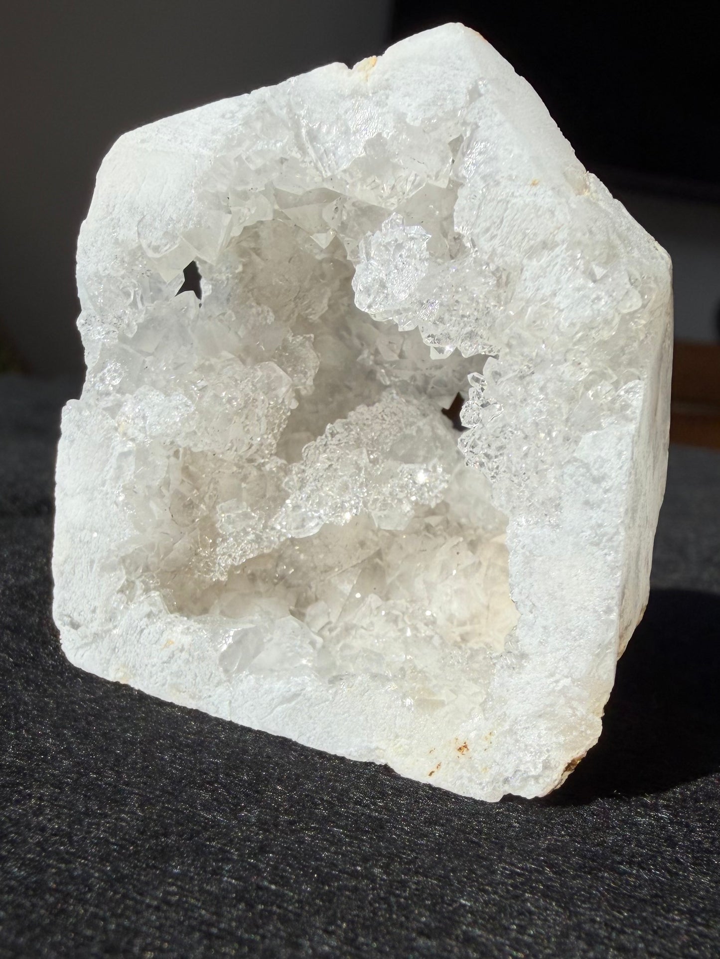Clear Quartz Geode Point 05