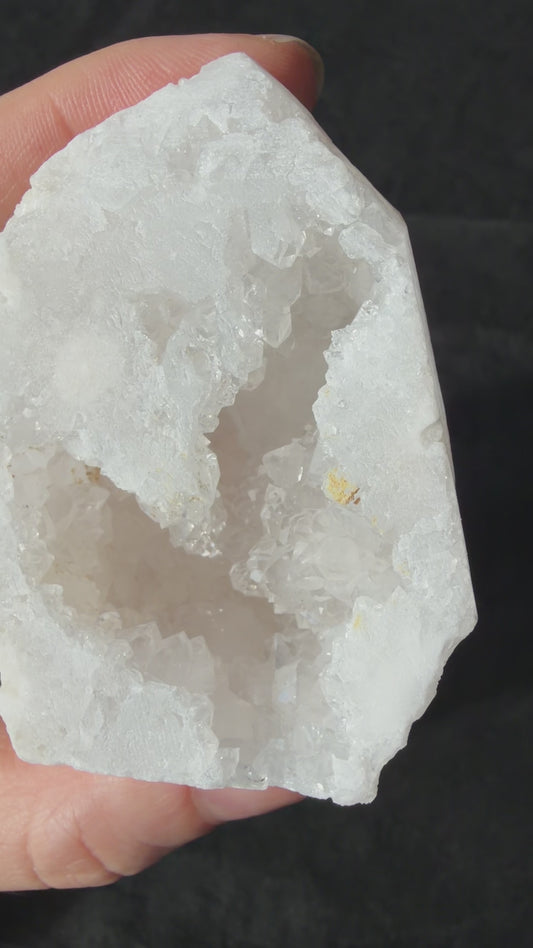 Clear Quartz Geode Point 03